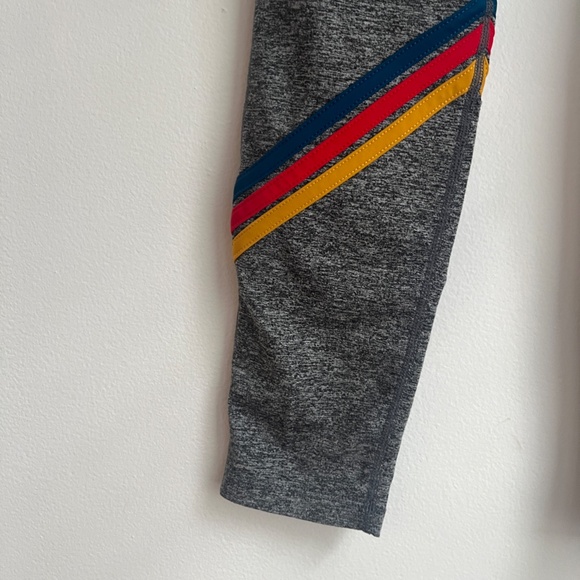 Ensmbl Space Dye Gray Crop Leggings with 3 Stripes Gray Women's X-Small XS - Picture 2 of 4